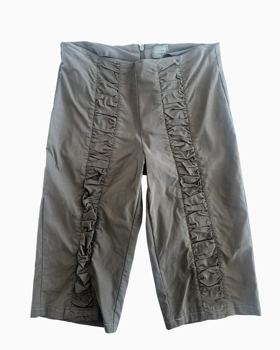 Ruffle Capri Pants | 10 |