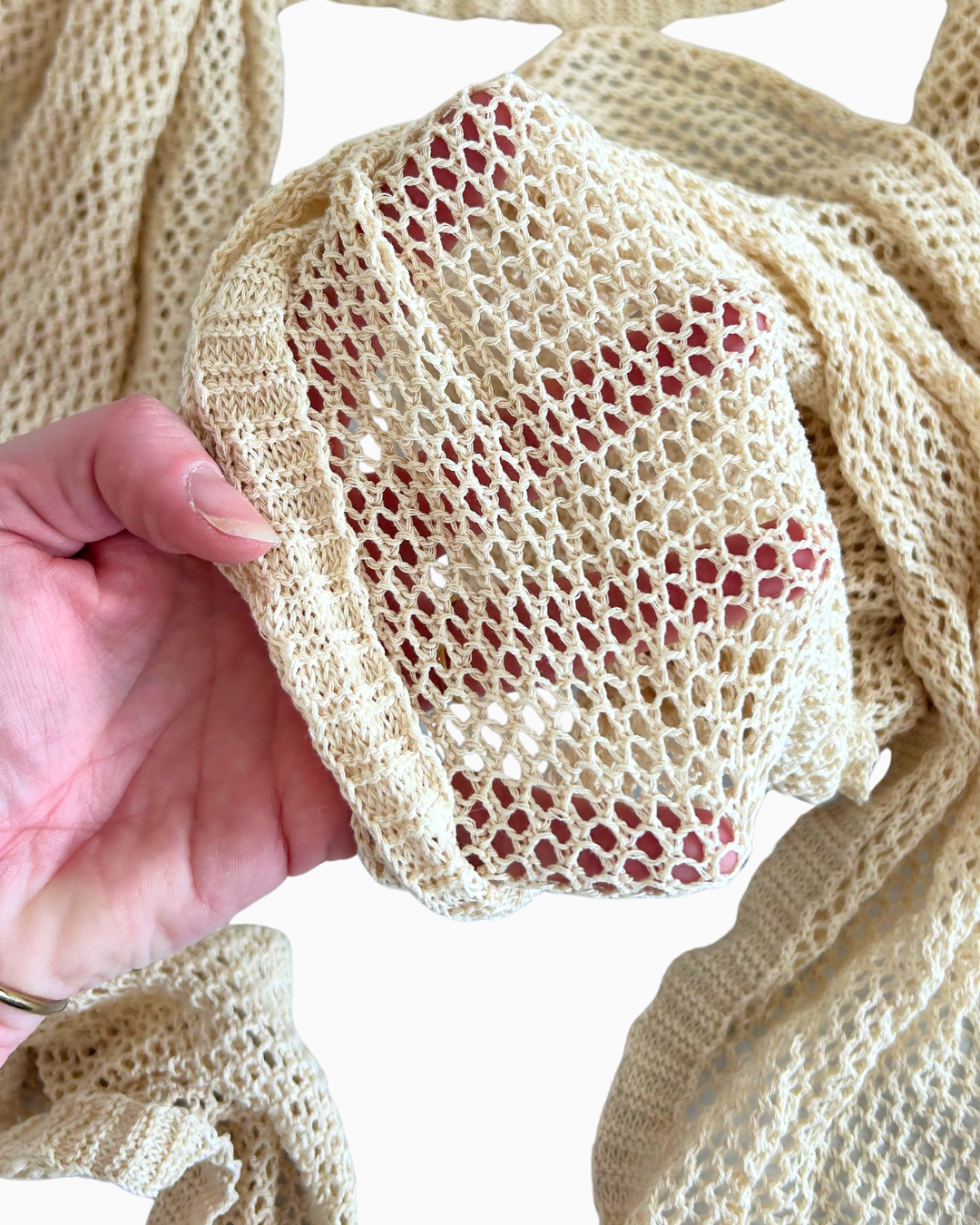 Mesh Triangle Scarf