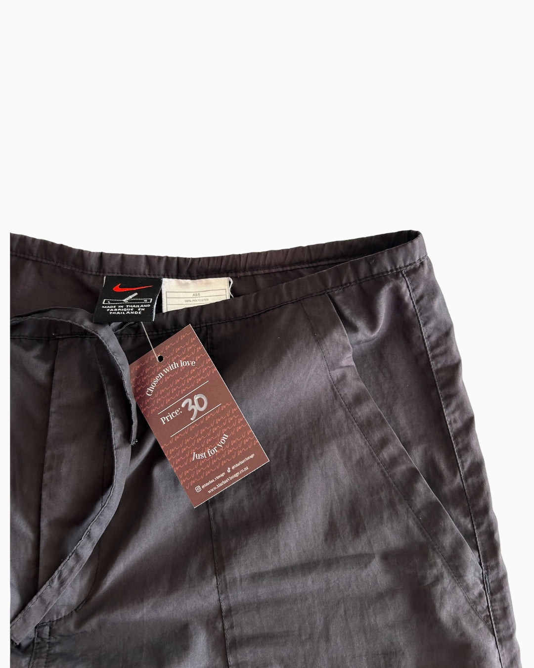 Vintage Nike Shorts | L |